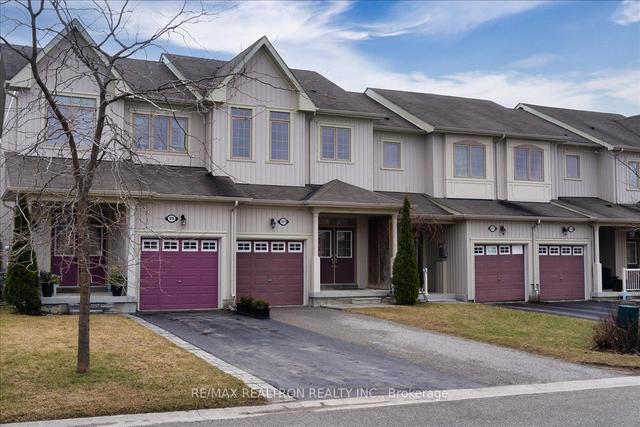 101 Pearcey Cres, House attached with 3 bedrooms, 3 bathrooms and 3 parking in Barrie ON | Image 12