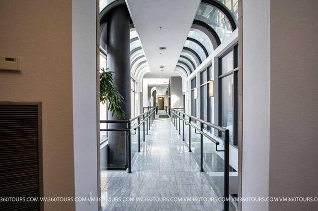 207 - 1 Hickory Tree Rd, Condo with 1 bedrooms, 1 bathrooms and 1 parking in Toronto ON | Image 3