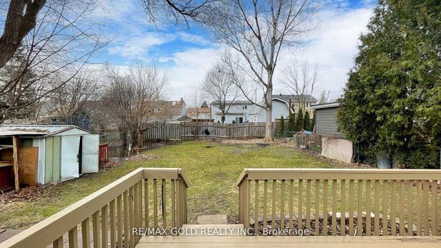 22 Rogers Rd, House detached with 3 bedrooms, 2 bathrooms and 4 parking in Brampton ON | Image 31