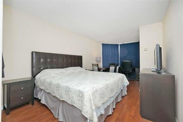 1708 - 3 Hickory Tree Rd, Condo with 2 bedrooms, 2 bathrooms and 2 parking in Toronto ON | Image 19
