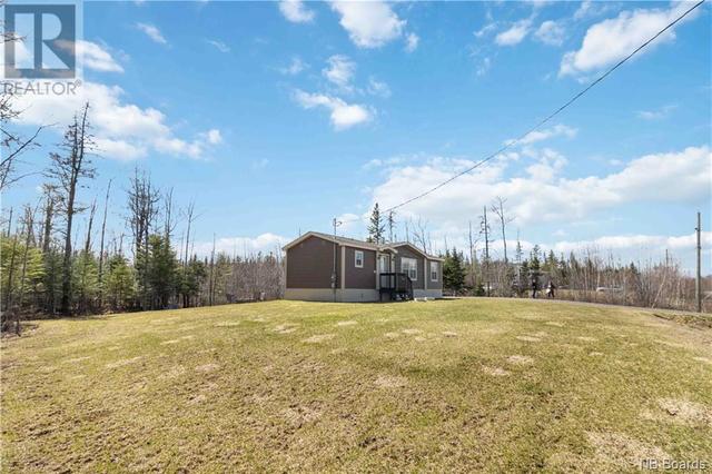 56 Clara Street, House detached with 2 bedrooms, 1 bathrooms and null parking in Lincoln NB | Image 4