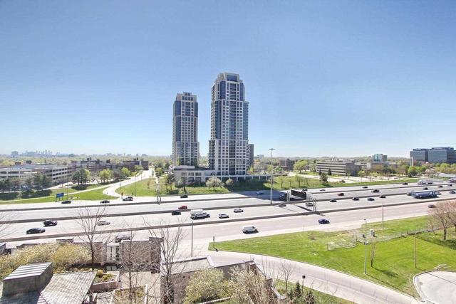 906 - 1 Valhalla Inn Rd, Condo with 1 bedrooms, 1 bathrooms and 1 parking in Toronto ON | Image 10
