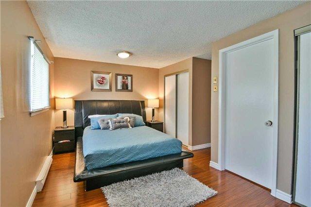 23 Briar Path, Townhouse with 3 bedrooms, 2 bathrooms and 1 parking in Brampton ON | Image 13