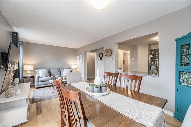 834 Fairway Crescent, House semidetached with 3 bedrooms, 1 bathrooms and null parking in Kitchener ON | Image 6