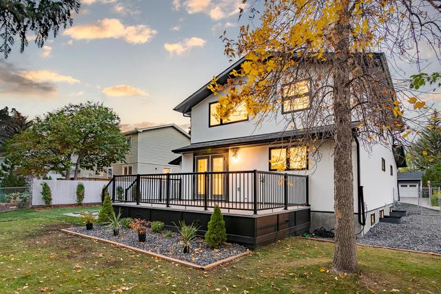 22 Varcove Place Nw, House detached with 4 bedrooms, 3 bathrooms and 6 parking in Calgary AB | Image 38