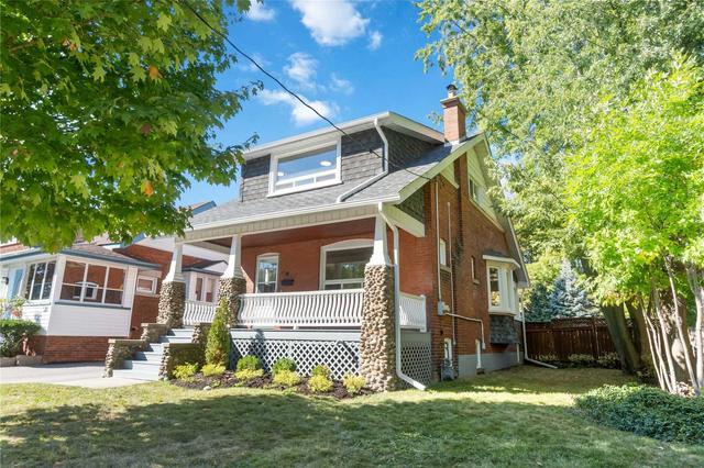 26 Symons St, House detached with 3 bedrooms, 2 bathrooms and 5 parking in Toronto ON | Image 23