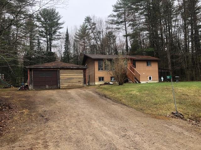 32 Moose Avenue, House detached with 4 bedrooms, 2 bathrooms and 6 parking in Laurentian Hills ON | Image 27