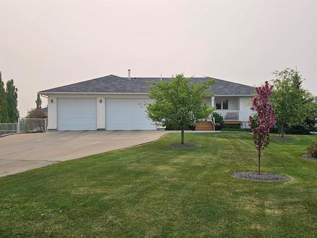 10422 Westminster Way, House detached with 4 bedrooms, 3 bathrooms and 8 parking in Grande Prairie County No. 1 AB | Image 4