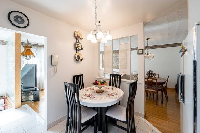 20 Newlin Cres, House semidetached with 3 bedrooms, 2 bathrooms and 2 parking in Toronto ON | Image 6