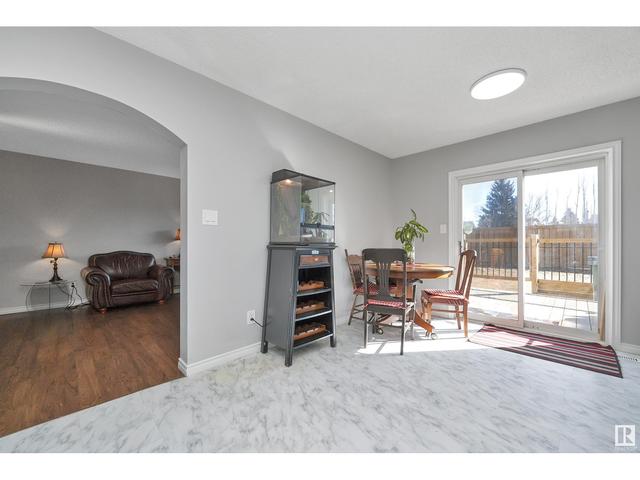 2 - 9505 176 St Nw, House attached with 2 bedrooms, 2 bathrooms and null parking in Edmonton AB | Image 7