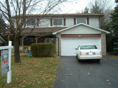 8 Thorny Brae Dr, House detached with 5 bedrooms, 3 bathrooms and 4 parking in Markham ON | Image 1