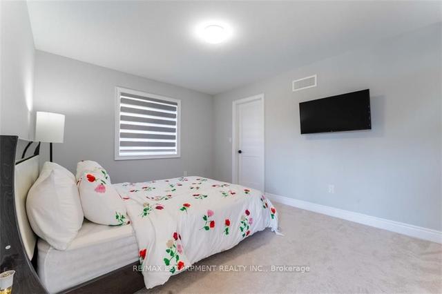 7 Lightfeather Pl, House detached with 4 bedrooms, 3 bathrooms and 6 parking in Hamilton ON | Image 17
