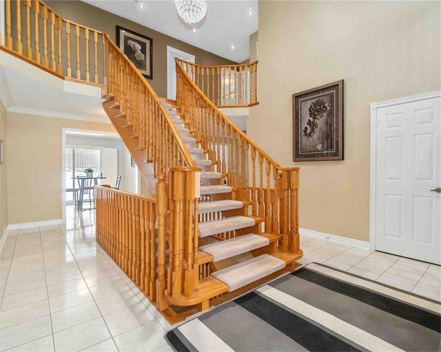 909 Damascus Crt, House detached with 5 bedrooms, 5 bathrooms and 12 parking in Newmarket ON | Image 40