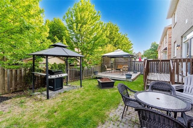 2240 Devonshire Crescent, House detached with 4 bedrooms, 2 bathrooms and 6 parking in Oakville ON | Image 42