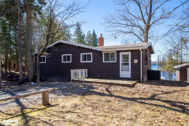 95 Robinson Road, House detached with 3 bedrooms, 1 bathrooms and 6 parking in Magnetawan ON | Image 7