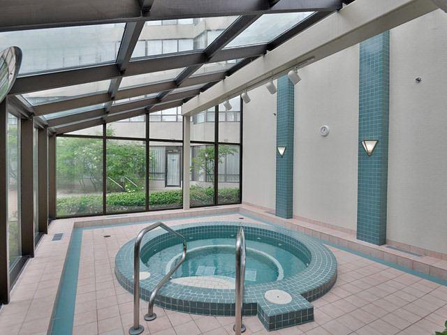 2303 - 24 Hanover Rd, Condo with 2 bedrooms, 2 bathrooms and 2 parking in Brampton ON | Image 17