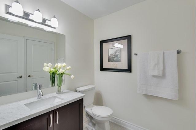 7 - 70 Hargrave Lane, Townhouse with 3 bedrooms, 3 bathrooms and 1 parking in Toronto ON | Image 7