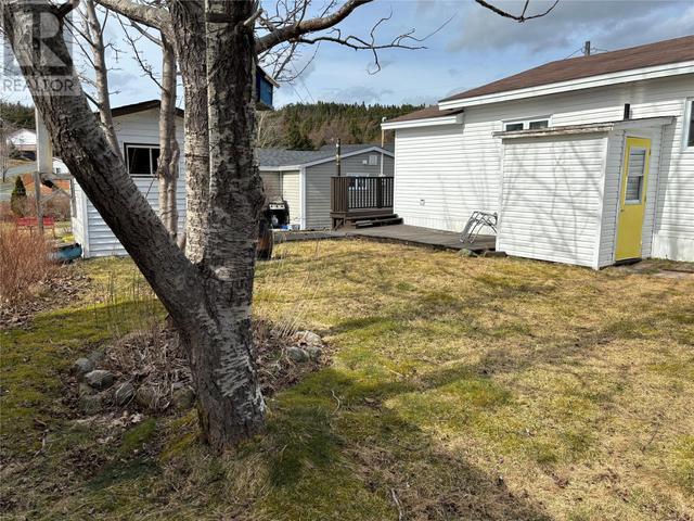 5 Rocky Pond Road, House detached with 2 bedrooms, 1 bathrooms and null parking in Spaniard's Bay NL | Image 4