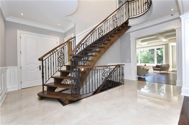 285 Hillcrest Ave, House detached with 4 bedrooms, 7 bathrooms and 2 parking in Toronto ON | Image 12