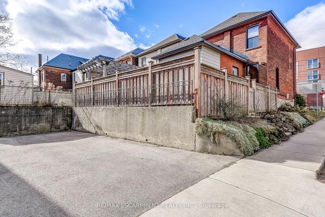 24 Ray St N, House detached with 4 bedrooms, 3 bathrooms and 4 parking in Hamilton ON | Image 31