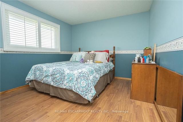724 Clare Ave, House detached with 3 bedrooms, 2 bathrooms and 5 parking in Welland ON | Image 16