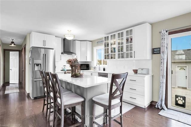 23022 Thomson Line, House detached with 3 bedrooms, 2 bathrooms and 12 parking in West Elgin ON | Image 36