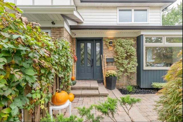 3360 Silverado Dr, House semidetached with 3 bedrooms, 3 bathrooms and 8 parking in Mississauga ON | Image 31