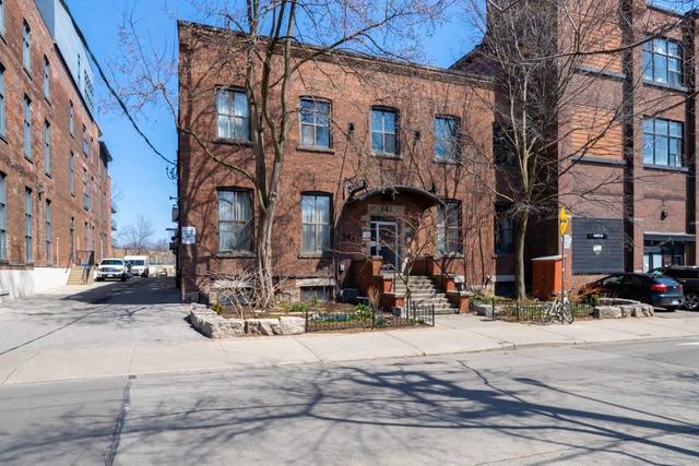 111a - 347 Sorauren Ave, Condo with 1 bedrooms, 1 bathrooms and 0 parking in Toronto ON | Card Image