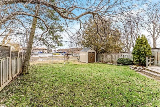 81 Raylawn Cres, House semidetached with 3 bedrooms, 2 bathrooms and 4 parking in Halton Hills ON | Image 20
