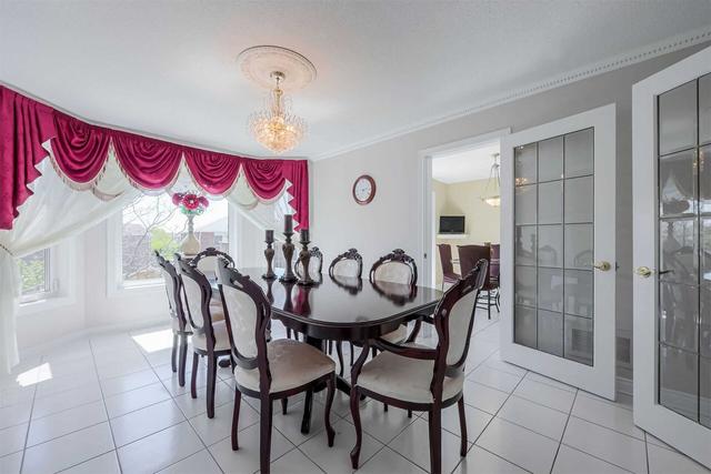 1043 Bradbury Chse W, House detached with 4 bedrooms, 4 bathrooms and 8 parking in Mississauga ON | Image 4