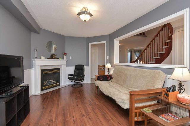 41 Kenwell Cres, House detached with 4 bedrooms, 3 bathrooms and 4 parking in Barrie ON | Image 11
