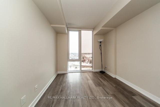 1111 - 38 Monte Kwinter Crt, Condo with 2 bedrooms, 1 bathrooms and 0 parking in Toronto ON | Image 2