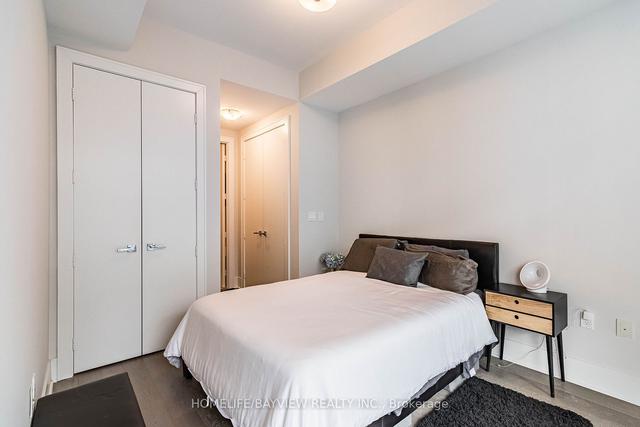 820 - 29 Queens Quay E, Condo with 1 bedrooms, 2 bathrooms and 1 parking in Toronto ON | Image 6