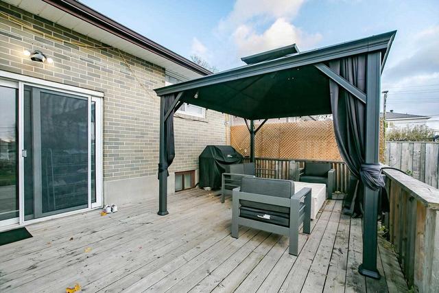 6 Garfield Cres, House detached with 3 bedrooms, 2 bathrooms and 4 parking in Brampton ON | Image 18