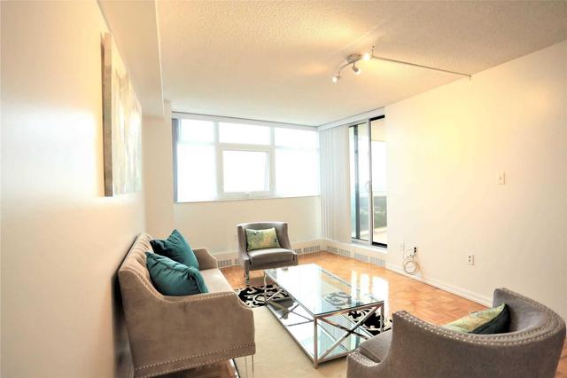 1906 - 100 Echo Pt, Condo with 3 bedrooms, 2 bathrooms and 1 parking in Toronto ON | Image 3