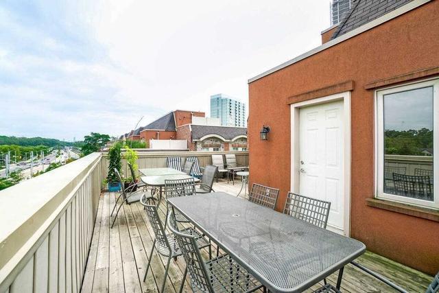 7 - 95 The Queensway Way, Townhouse with 3 bedrooms, 2 bathrooms and 1 parking in Toronto ON | Image 24