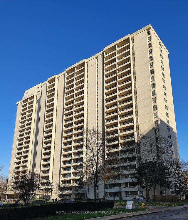 1209 - 360 Ridelle Ave, Condo with 2 bedrooms, 1 bathrooms and 1 parking in Toronto ON | Image 1