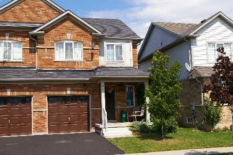 331 Pettigrew Tr, House semidetached with 3 bedrooms, 2 bathrooms and 1 parking in Milton ON | Image 1