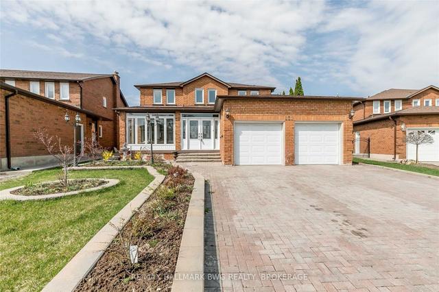 131 Zinnia Pl, House detached with 4 bedrooms, 4 bathrooms and 6 parking in Vaughan ON | Image 25
