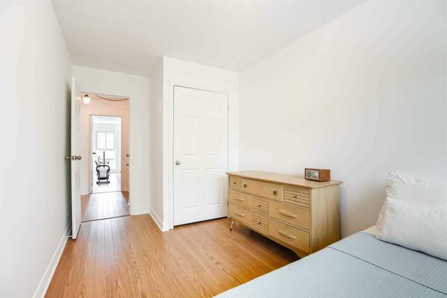 85 Brimwood Blvd, Townhouse with 4 bedrooms, 3 bathrooms and 2 parking in Toronto ON | Image 22