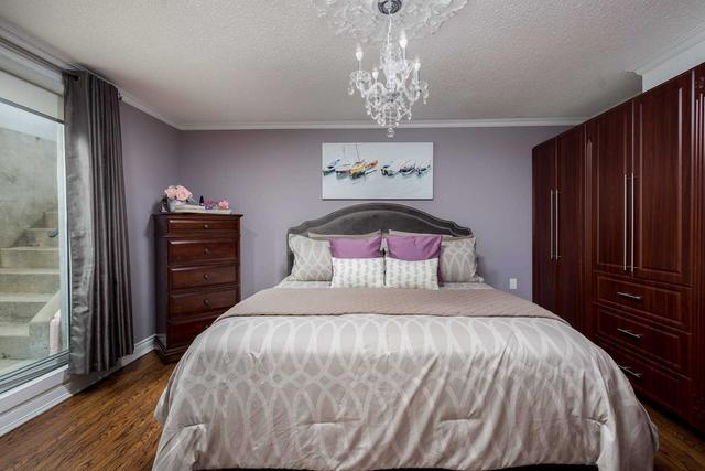 81 Willis Rd, House detached with 3 bedrooms, 3 bathrooms and 6 parking in Vaughan ON | Image 21