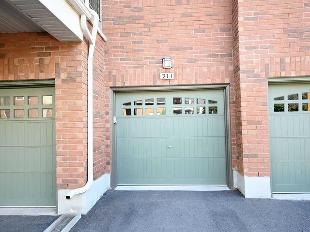 205 - 275 Roxton Road Rd, Townhouse with 2 bedrooms, 2 bathrooms and 2 parking in Oakville ON | Image 13