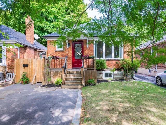 1191 Islington Ave, House detached with 2 bedrooms, 2 bathrooms and 3 parking in Toronto ON | Image 1