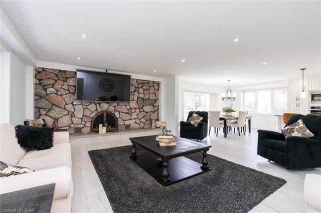 3074 Westminster Drive, House detached with 4 bedrooms, 2 bathrooms and 10 parking in London ON | Image 15