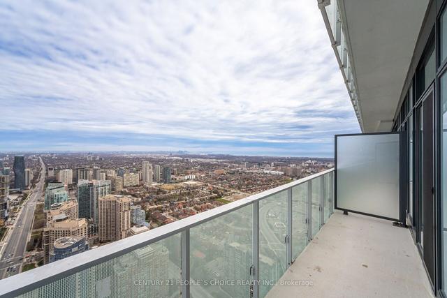 6014 - 3900 Confederation Pkwy, Condo with 3 bedrooms, 3 bathrooms and 1 parking in Mississauga ON | Image 32