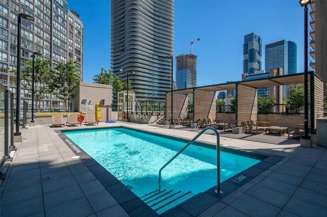 1611 - 955 Bay St, Condo with 0 bedrooms, 1 bathrooms and 1 parking in Toronto ON | Image 21
