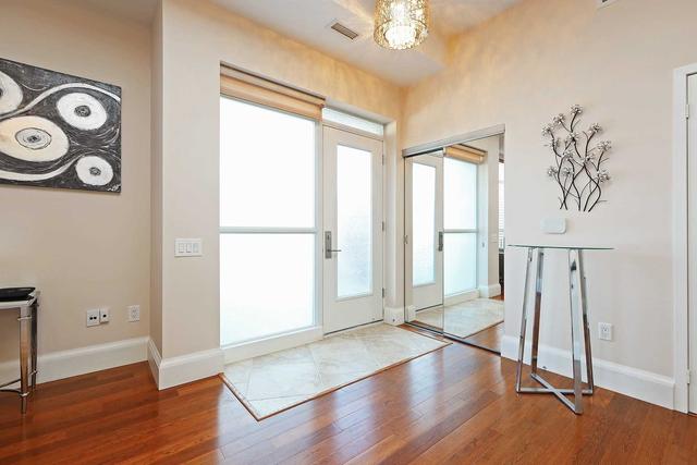 th05 - 25 Singer Crt, Townhouse with 3 bedrooms, 3 bathrooms and 1 parking in Toronto ON | Image 23
