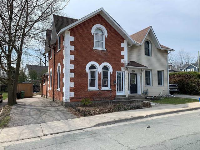 258 King St W, House semidetached with 2 bedrooms, 1 bathrooms and 3 parking in Hamilton ON | Image 1