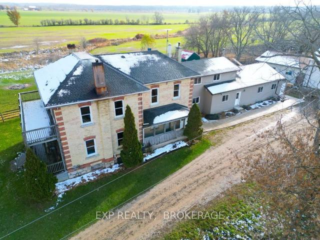 681456 Sideroad 6, House detached with 9 bedrooms, 3 bathrooms and 9 parking in Chatsworth ON | Image 12