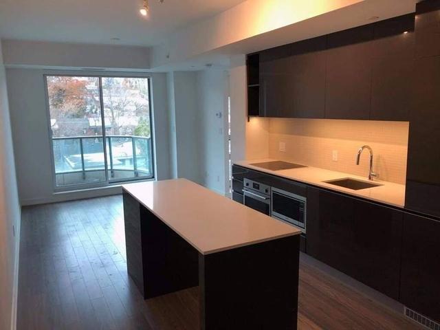 608 - 377 Madison Ave, Condo with 2 bedrooms, 2 bathrooms and 1 parking in Toronto ON | Image 10